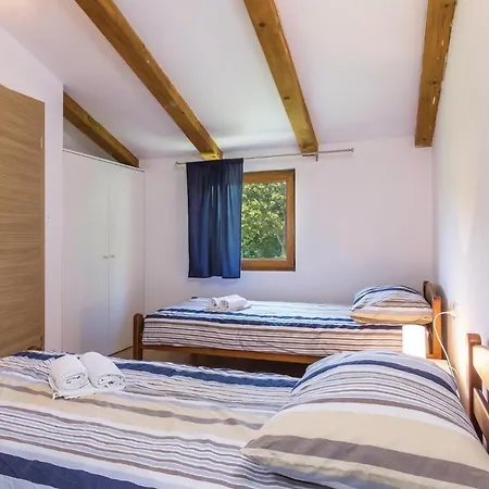 In Svpetar U Sumi 度假居 *