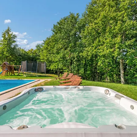 In Sv,petar U Sumi With Jacuzzi Pamići