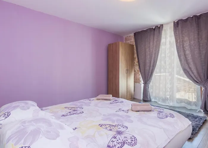 In Svpetar U Sumi * Pamici